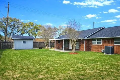 802 James Street Deer Park TX 77536