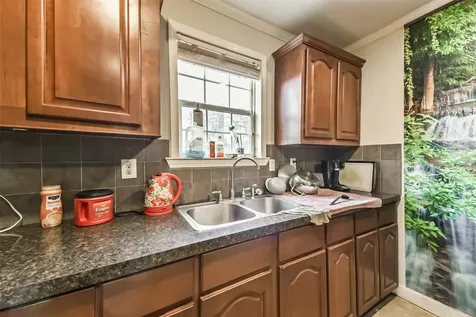 27136 Coach Light Lane New Caney TX 77357