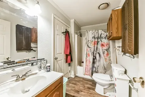 27136 Coach Light Lane New Caney TX 77357