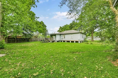 2404 Pearland Avenue Pearland TX 77581