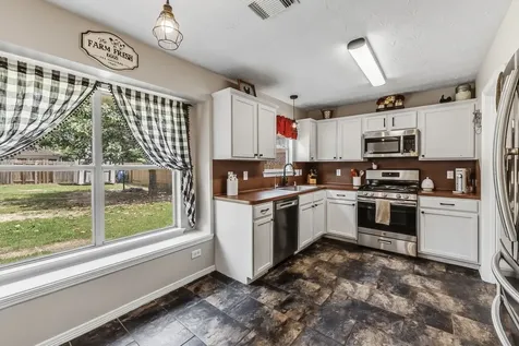 7818 Mary Katheryns Crossing Conroe TX 77304