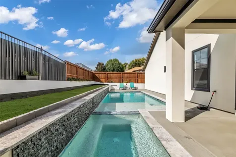 17 Bellingham Court Montgomery TX 77356