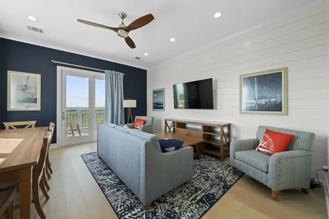 699 Seaside Drive Crystal Beach TX 77650