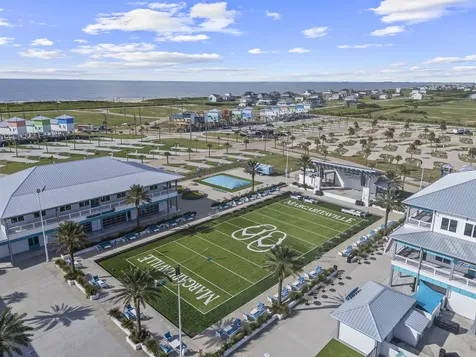 699 Seaside Drive Crystal Beach TX 77650