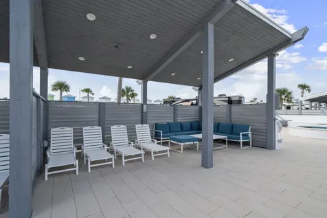 699 Seaside Drive Crystal Beach TX 77650