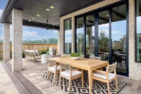 10402 Vineyard Shore Drive Missouri City TX 77459