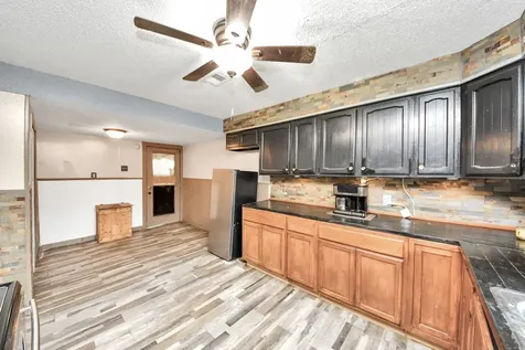 204 S 4th Street Alvin TX 77511