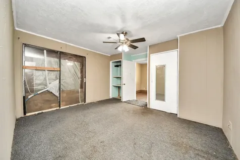 204 S 4th Street Alvin TX 77511