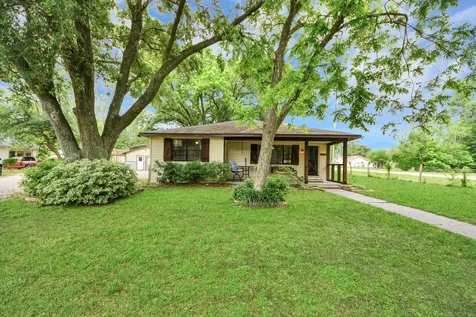 204 S 4th Street Alvin TX 77511