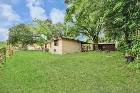 204 S 4th Street Alvin TX 77511