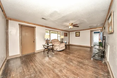 204 S 4th Street Alvin TX 77511
