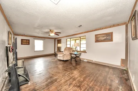 204 S 4th Street Alvin TX 77511