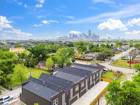 3411 Stonewall Street Houston TX 77020