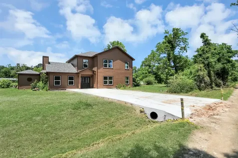 225 County Road 3189b 1 Cleveland TX 77327