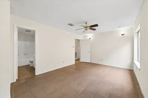 8703 Twisting Vine Lane Houston TX 77040