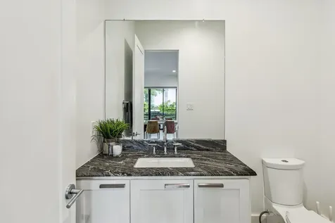 1010 Waltway Drive Houston TX 77008