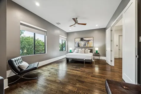 1010 Waltway Drive Houston TX 77008