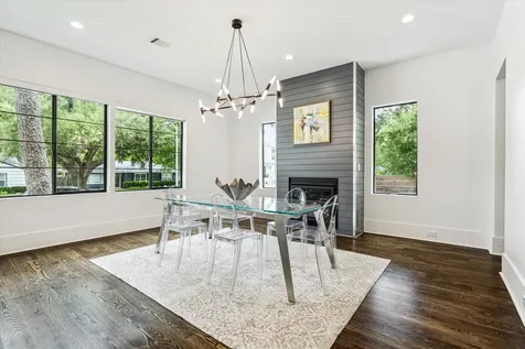 1010 Waltway Drive Houston TX 77008