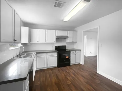 5109 Wilmington Street Houston TX 77033