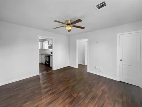 5109 Wilmington Street Houston TX 77033