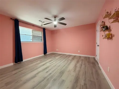 1006 Redfish Street Bayou Vista TX 77563