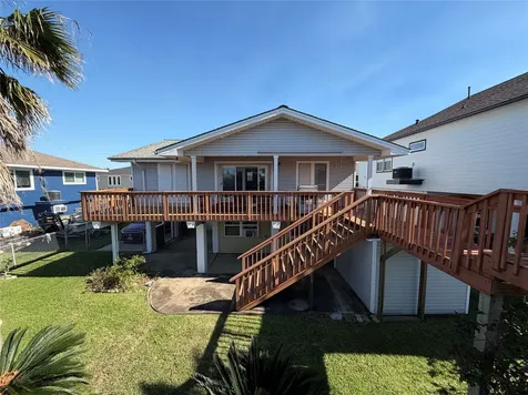 1006 Redfish Street Bayou Vista TX 77563