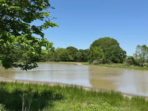 3817 Fm 154 Muldoon TX 78949