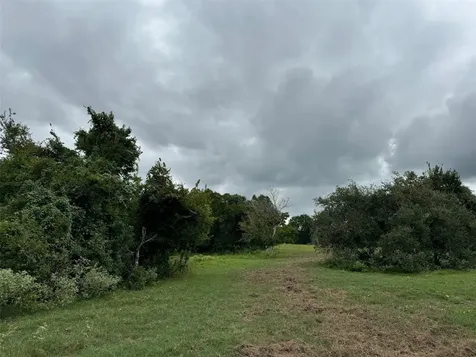 3817 Fm 154 Muldoon TX 78949