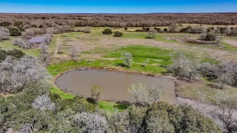 3817 Fm 154 Muldoon TX 78949