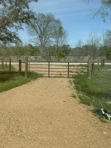 3817 Fm 154 Muldoon TX 78949