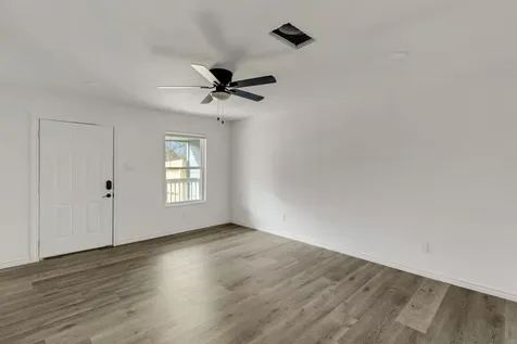 990 Wall Street Houston TX 77088