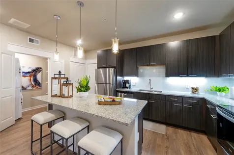 1724 Partnership Way 1439 Katy TX 77449