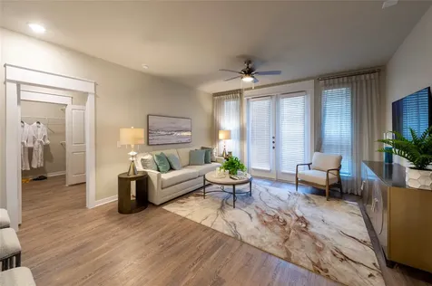 1724 Partnership Way 1439 Katy TX 77449