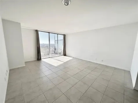 2016 Main Street 1608 Houston TX 77002