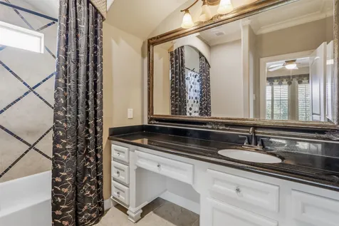 22 Sunset Park Lane Sugar Land TX 77479
