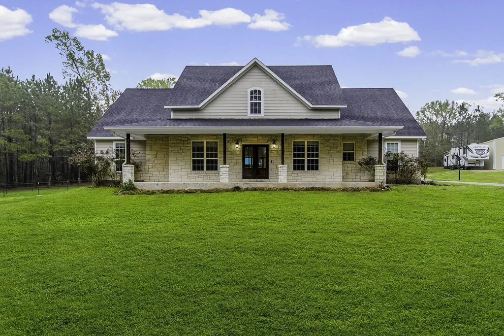 600 Pebble Creek Livingston TX 77351