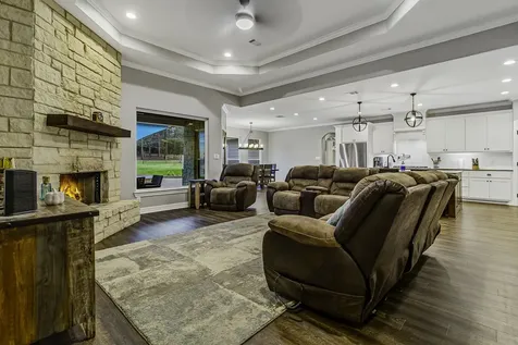 600 Pebble Creek Livingston TX 77351