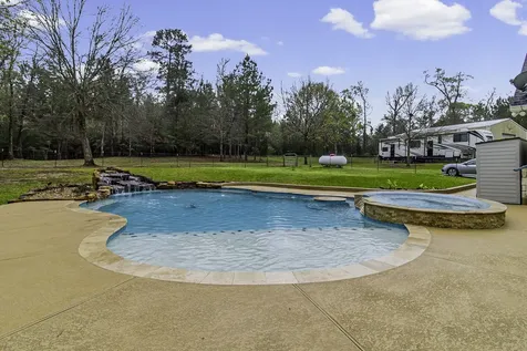 600 Pebble Creek Livingston TX 77351