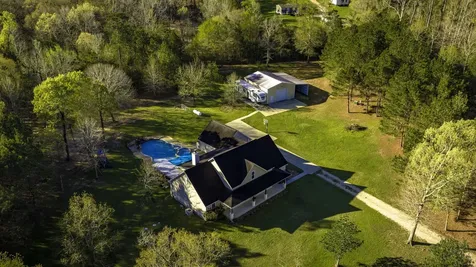600 Pebble Creek Livingston TX 77351
