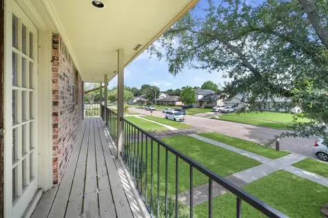 12235 Alston Drive Meadows Place TX 77477