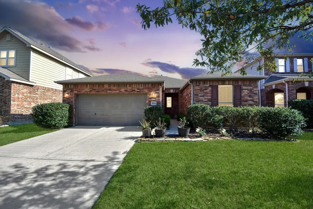 2812 Soffiano Lane League City TX 77573