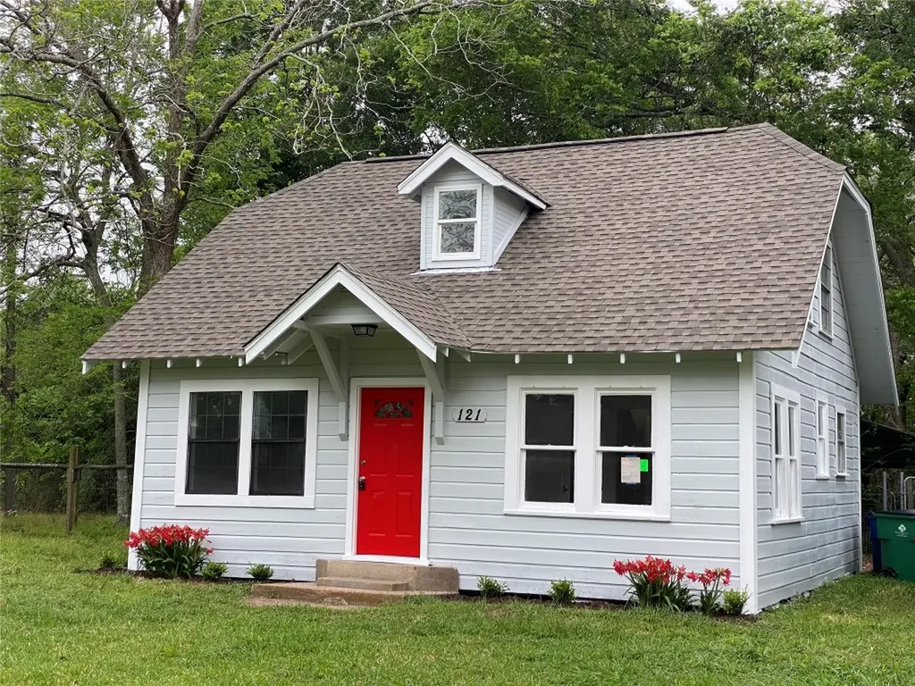 121 Parker Lane West Columbia TX 77486