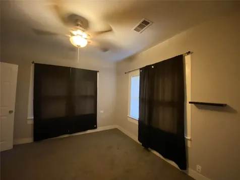 121 Parker Lane West Columbia TX 77486