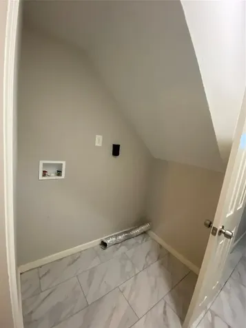121 Parker Lane West Columbia TX 77486