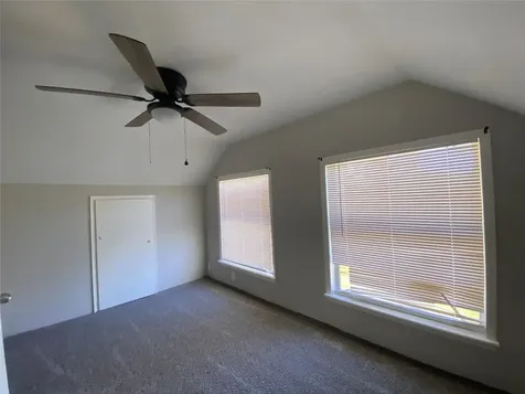 121 Parker Lane West Columbia TX 77486