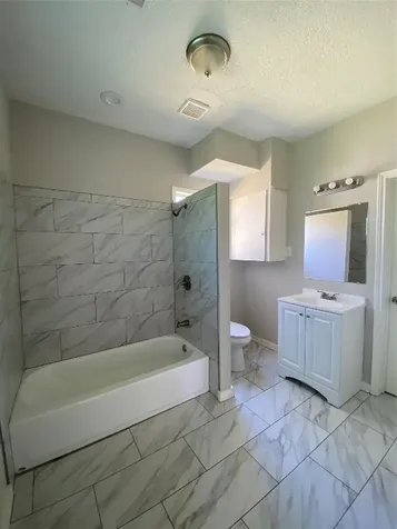 121 Parker Lane West Columbia TX 77486
