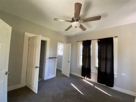 121 Parker Lane West Columbia TX 77486