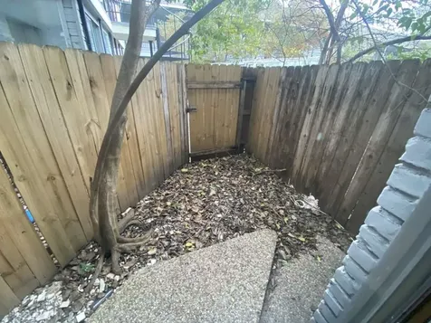 3300 Yorktown Street 11 Houston TX 77056