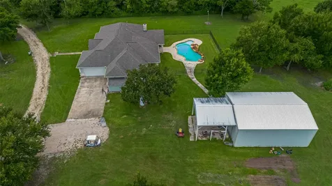 1213 Dyann Drive Wharton TX 77488