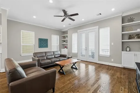 2604 Bevis Street D Houston TX 77008